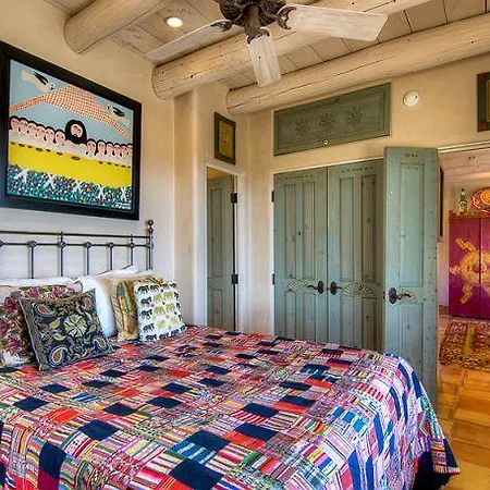 House Of Folk Art Holiday home *